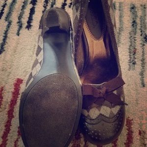 Argyle Bongos Shoes size 10